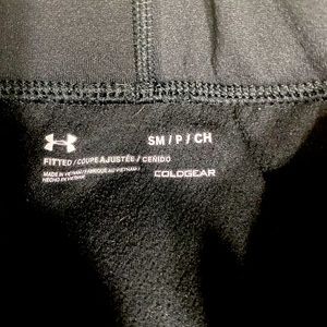 Under Armour Base 3.0 Cold Gear. Mens small black.